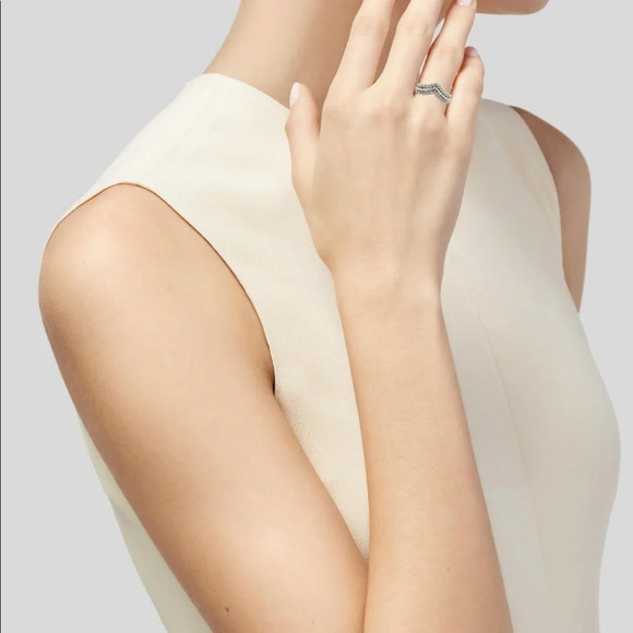 Brand New $1058 Diamond Ring - 14K White Gold V-Shaped Band - 100% Authentic - Picture 5 of 7